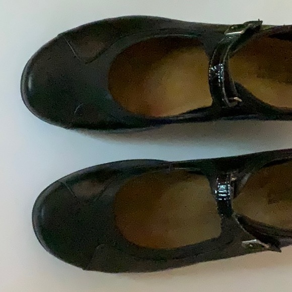 Naot Mary Jane pumps - Picture 2 of 4